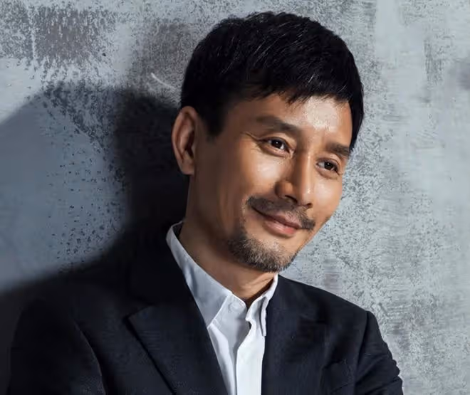 其貌不揚卻能娶江珊為妻，已經54歲的田小潔到底有何魅力？