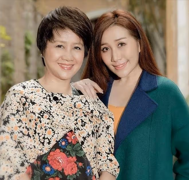 賭王女兒何超盈,「倒貼」數十億嫁東北寒門小伙,婚後怎麼樣了?