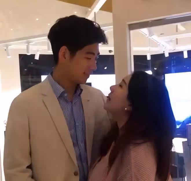 賭王女兒何超盈,「倒貼」數十億嫁東北寒門小伙,婚後怎麼樣了?