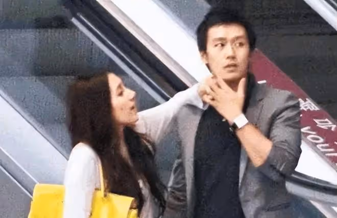 賭王女兒何超盈,「倒貼」數十億嫁東北寒門小伙,婚後怎麼樣了?