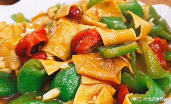 買1斤豆皮,2個尖椒,分享快手家常菜,保姆級食譜,鮮辣又下飯