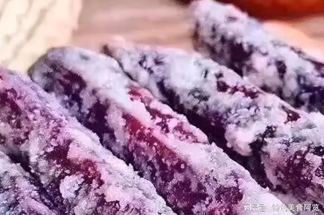 地瓜絕絕子的風味吃法,搭配白糖炒一炒,甜嫩味美,味道嘎嘎棒