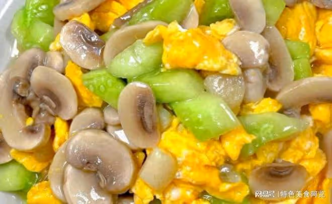 5月別錯過這道菜,口蘑炒黃瓜太下飯,解饞又營養,風味嘎嘎好
