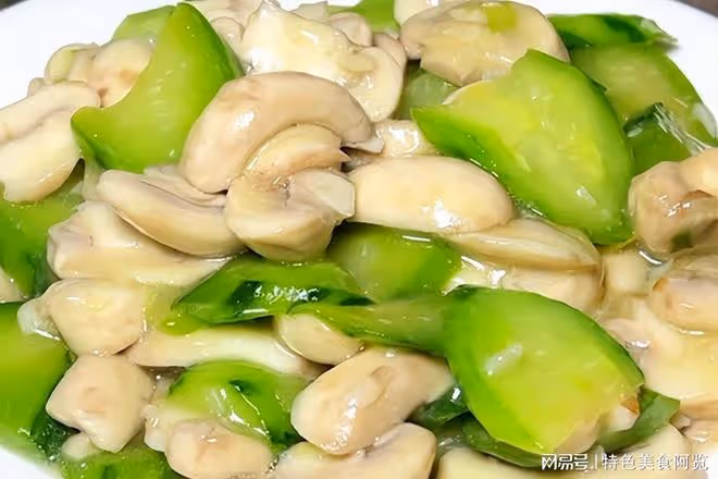 5月別錯過這道菜,口蘑炒黃瓜太下飯,解饞又營養,風味嘎嘎好