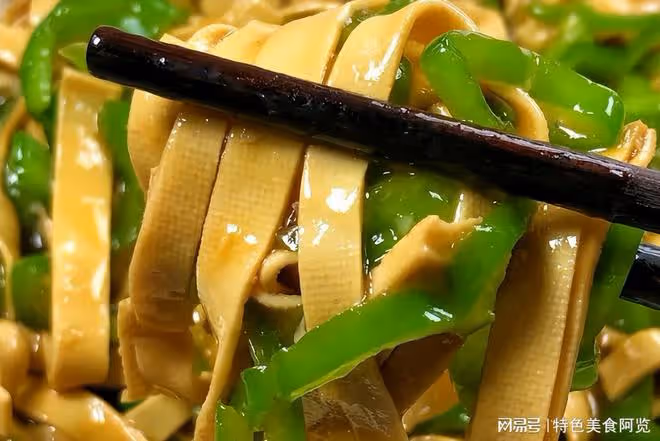 豆皮就應該這麼吃,嫩鮮微辣,低脂解饞,保姆級下飯食譜