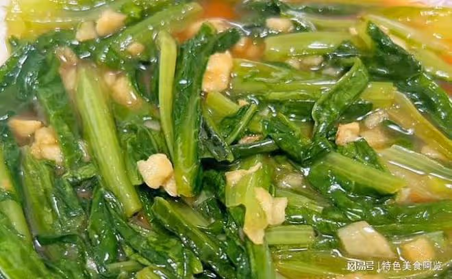 挖到寶了,這款小炒油麥菜太解饞,嫩鮮微辣,低脂下飯的瘦身菜