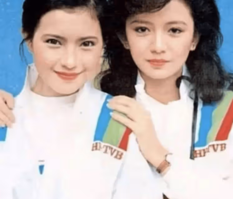 曾華倩為藍潔瑛慶祝61歲冥壽，曬出年輕合影，靚絕五台