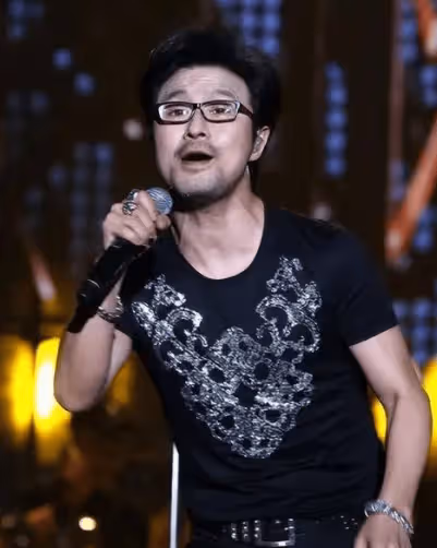 汪峰求復合失敗，前妻章子怡閃耀坎城，期盼再次封后