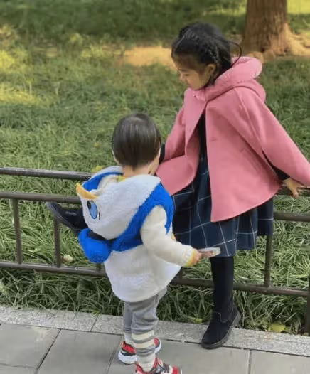 汪峰談新女友出新歌，章子怡接過孩子，定居海濱不受傷害