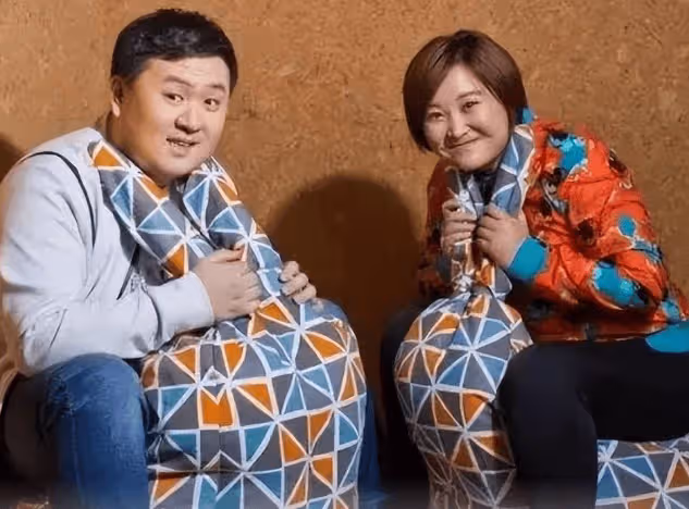賈玲玩上了姐弟戀，曝與合伙人六年前隱婚，如今生育計劃提上議程