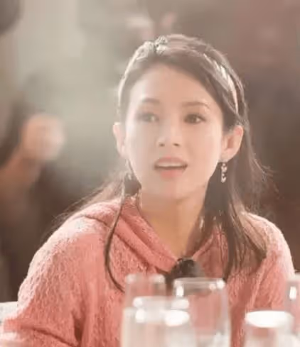 章子怡與倆孩子生活愜意，不在維護婚姻，讓前夫汪峰流淚了
