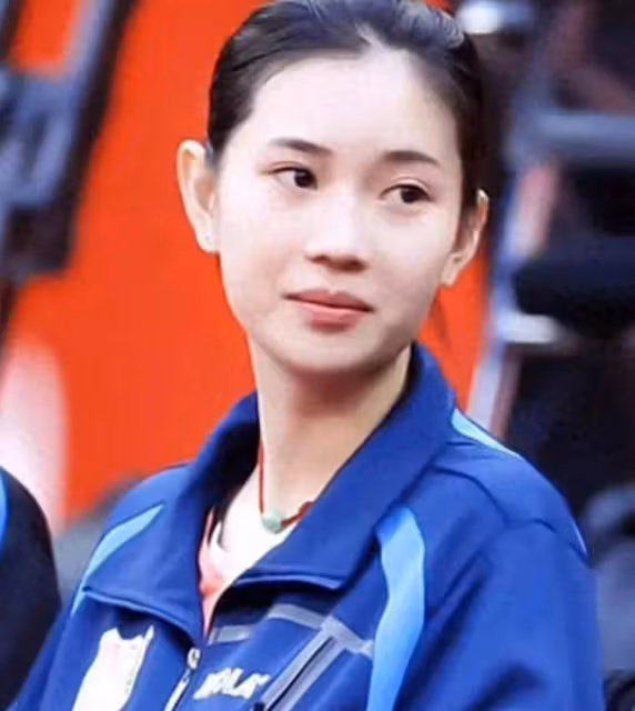 又美又能打：國乒21歲第一美女，氣質如袁詠儀，曾是孫穎莎陪練