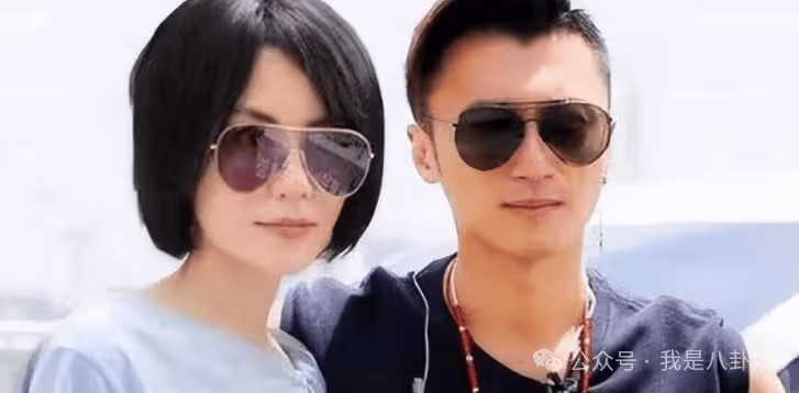 謝賢相見兒媳和孫子，謝霆鋒怒斥，會影響到我和王菲的