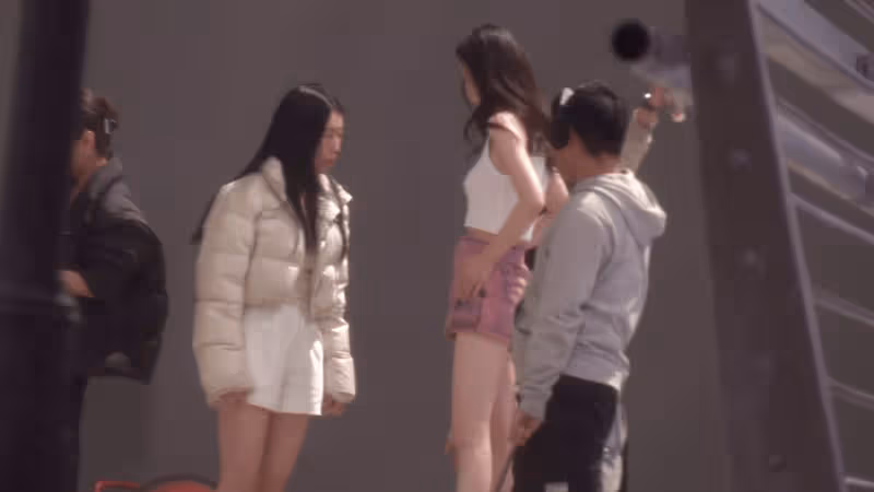 娜扎穿瑜伽服拍攝廣告,好身材一覽無餘,果然美女都是狠人