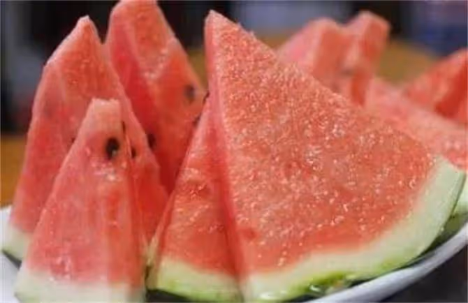 西瓜不能和什麼一起吃?吃完西瓜後,這些食物不要碰