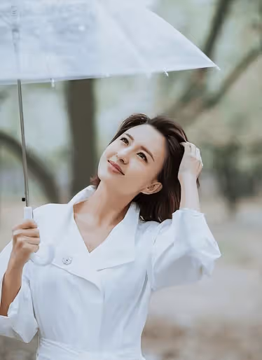 嫁給70歲富翁？坐擁四任丈夫？名嘴主持私生活的謠言有多離譜