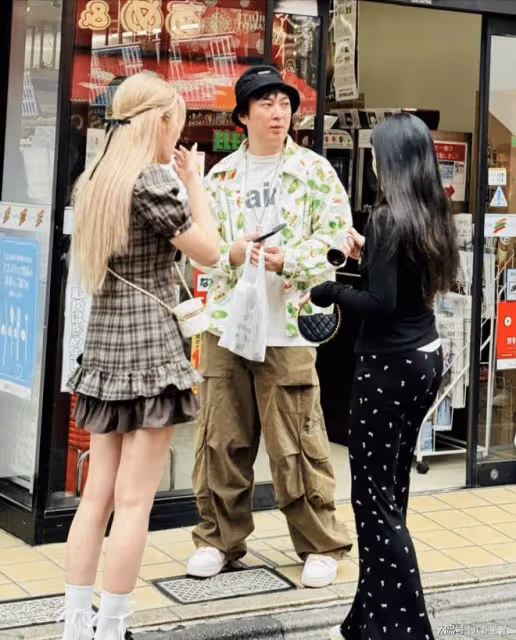 王思聰女友官宣分手！聊天記錄暴露重要訊息，王思聰可能回不來了