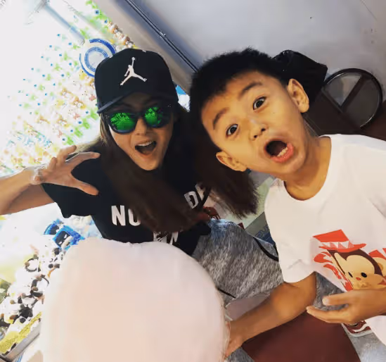 張柏芝錯付了！離婚後謝霆鋒13年不見她原因，被王菲7個字一嘴道出