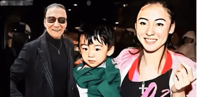 張柏芝參加謝賢壽宴，謝霆鋒不想再隱瞞承認了自己身份，謝賢終於放心了