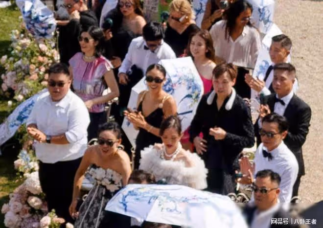 59歲甄子丹義大利辦婚禮！超50位港星出席，王寶強攜女友驚艷亮相