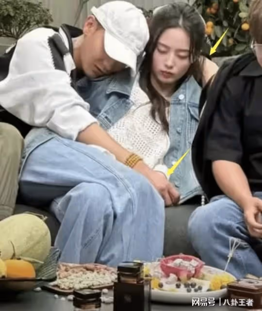 雙喜臨門？曝黃子韜求婚，徐藝洋小腹微隆疑懷孕，浪漫細節被曝光