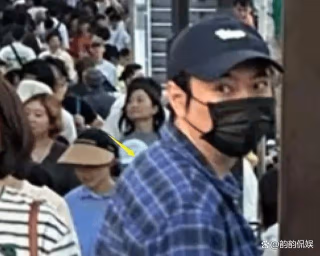 王思聰日本新歡曝光！時尚穿搭引熱議