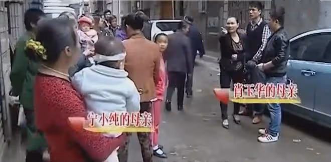 得知兒子非親生男子瞬間崩潰,妻子:結婚時我已經懷孕,是你糊塗