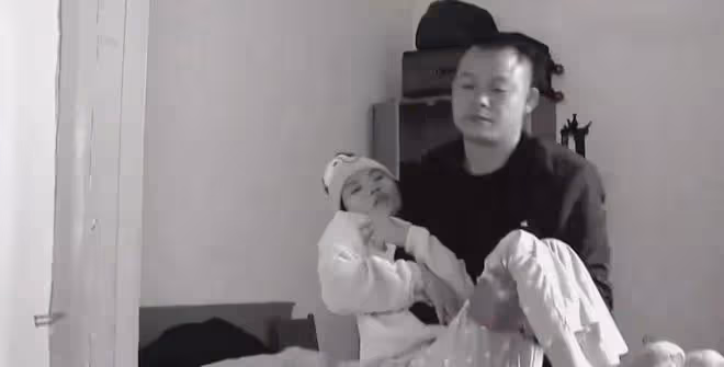女子癱瘓在床,相戀12年的男友轉身和別人結婚:我不想被她拖累