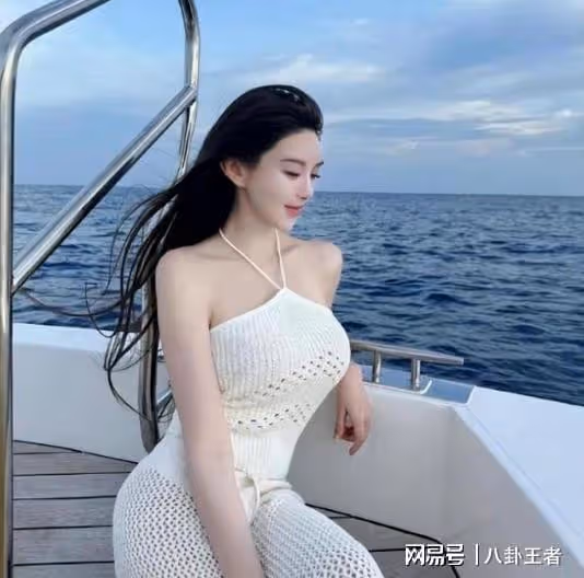 黃曉明葉柯發同款聚會照低調官宣！baby忙曬兒子，試圖挽回黃曉明