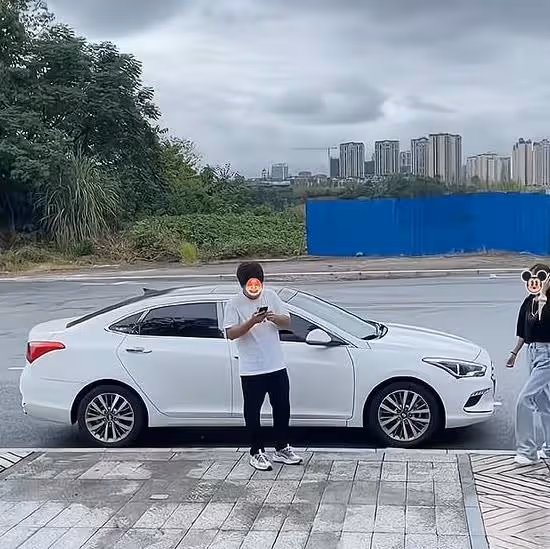 前女友懷孕向男子借錢,妻子替他拒絕:懷的又不是我老公的骨肉