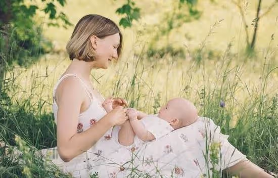 創業初期她苦求婆婆幫她帶一周娃被拒絕,小姑子生娃婆婆自告奮勇