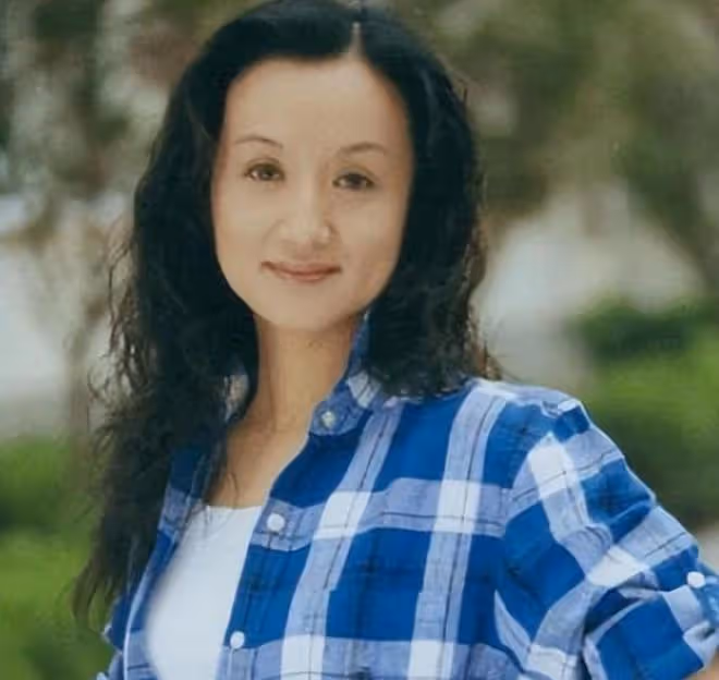 演員楊昆：沒有孩子別墅被拍賣，61歲憑藉著退休金生活