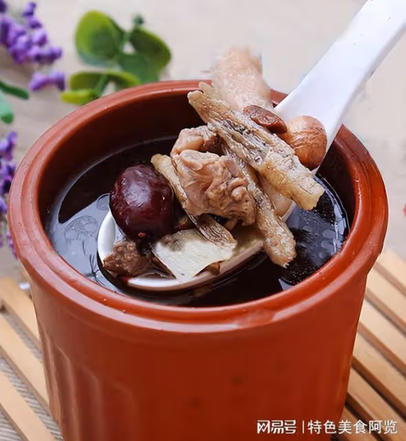 立夏一碗湯,不用醫生幫。5月5日立夏,喝這4碗湯,健康過夏天