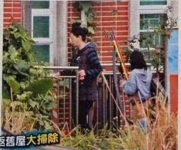 吳綺莉價值1500萬的豪宅雜草叢生，女兒離開後她無心打掃