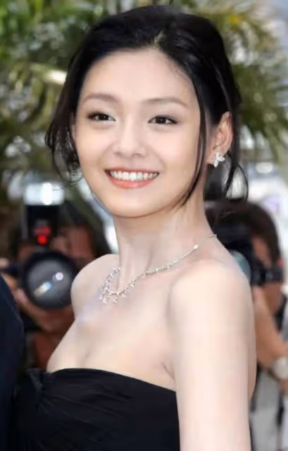 大S現身具俊曄演出，47歲狀態良好，和具俊曄甜蜜合照引熱議