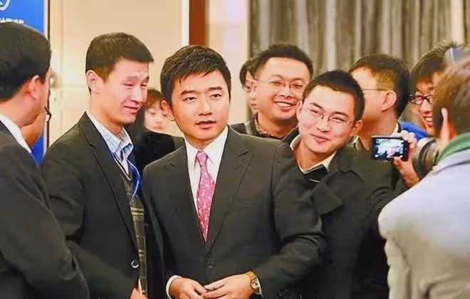盤點被逮捕的4位央視主持人：背叛祖國吃裡扒外，一個比一個可惡