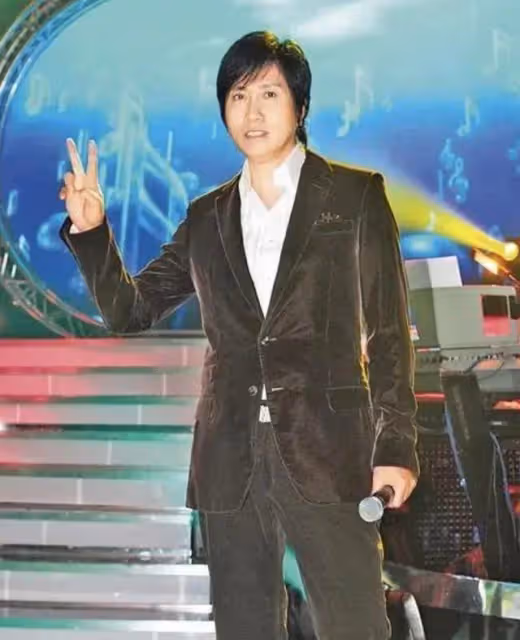 他憑一首歌紅了24年，52歲因病離世，9億遺產至今不知去向
