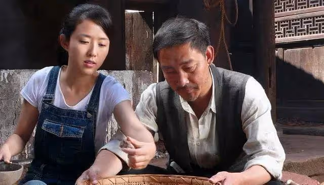 原來他早已去世,患癌一天吃十幾片止疼藥,用命拍完最後一個鏡頭