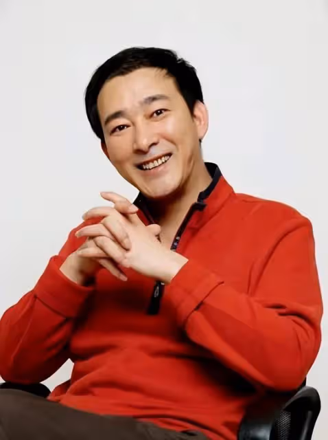 原來他早已去世,患癌一天吃十幾片止疼藥,用命拍完最後一個鏡頭