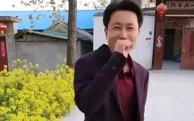 2023年爆火的8位網紅,個個火得莫名其妙,個個賺得盆滿缽滿