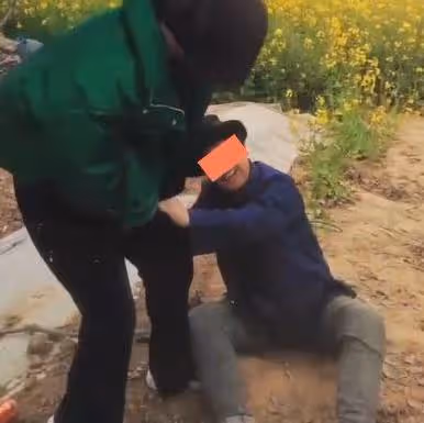二婚丈夫懇求妻子帶他回家吹電風扇,妻子:不幹活等著喝西北風吧