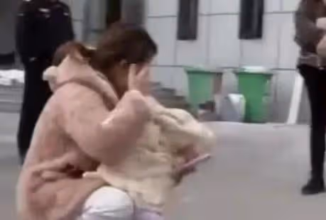 丈夫婚內出軌,金屋藏嬌還生下孩子,婆婆煲湯照顧小三和孩子