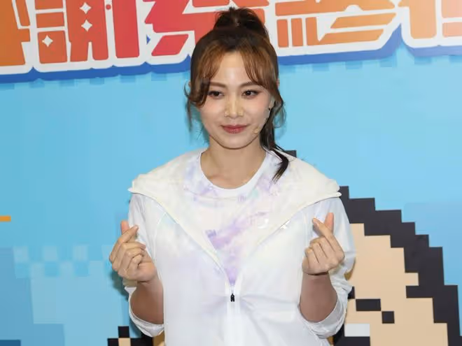 TVB新晉咪神與女星葉子楣同場較量!曾志偉嘆為觀止!