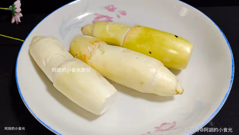 初夏,吃黃瓜絲瓜不如先吃它!配豆乾炒,吃出第一口鮮、吃出大營養,超級下飯