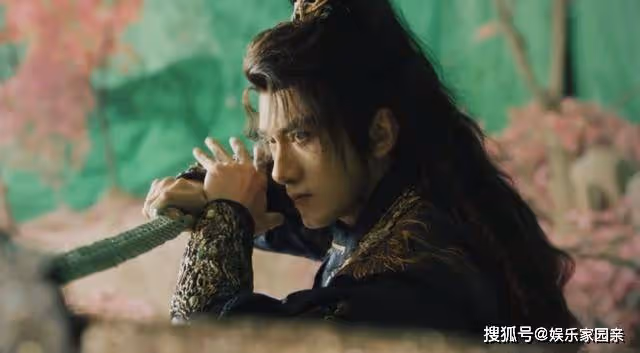 《水龍吟》即將上映：羅雲熙仙逸扮相引爭議，大俠形象遭質疑
