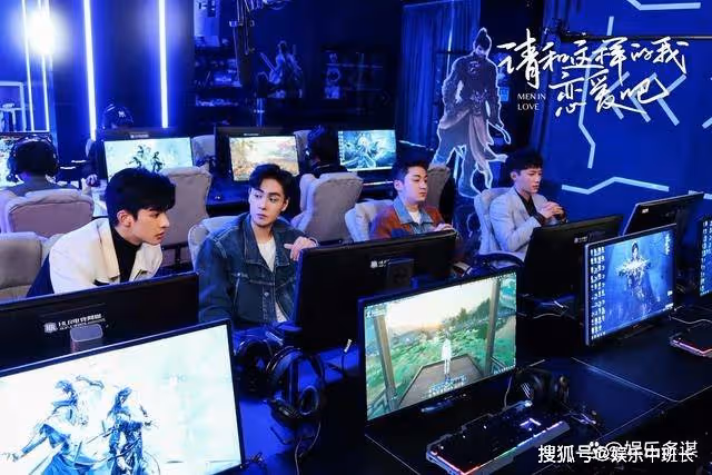 《請和這樣的我戀愛吧》李瀟瀟解開心結主動示好，葉晗狂喜不敢信，街頭擁吻