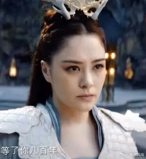 阿嬌新片露腰露腿又露胸瘋狂擦邊!艷照門讓她徹底廢了?