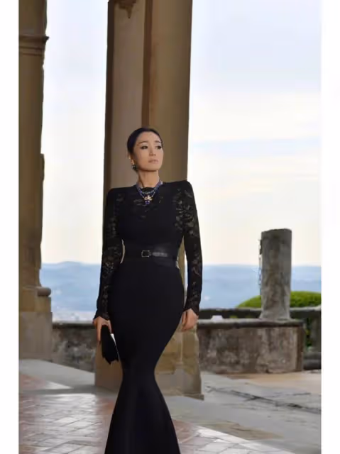 鄧文迪與鞏俐罕見合影，終於明白：骨相美在肉感美面前不堪一擊
