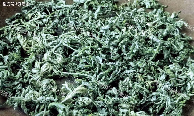 艾草放鍋蒸一蒸,太厲害了,98歲老中醫吃了一輩子,身體棒精神足