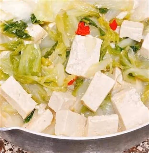 老師傅做白菜燉豆腐的方法,肯定和你不一樣,不用肉湯也一樣美味